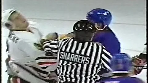 Kelly Chase TKO's Bryan Marchment Round 3 & 4