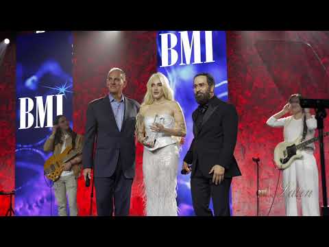 Elena Rosa Accepts the BMI Impact Award | 2026 BMI Latin Awards