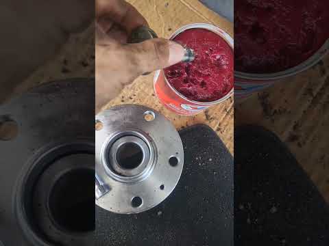 VW Jetta TDI 2015 Rear driver side WHEEL HUB Replacement