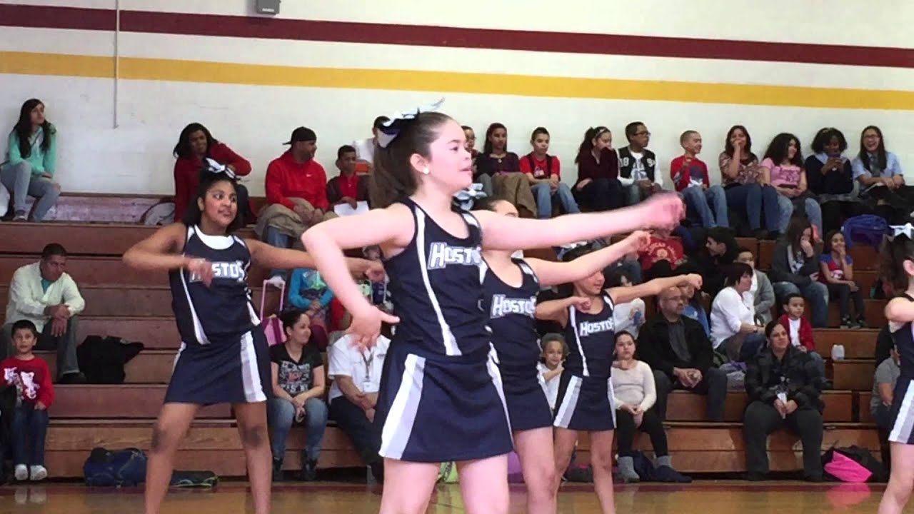 Nikki cheerleaders at Hostos