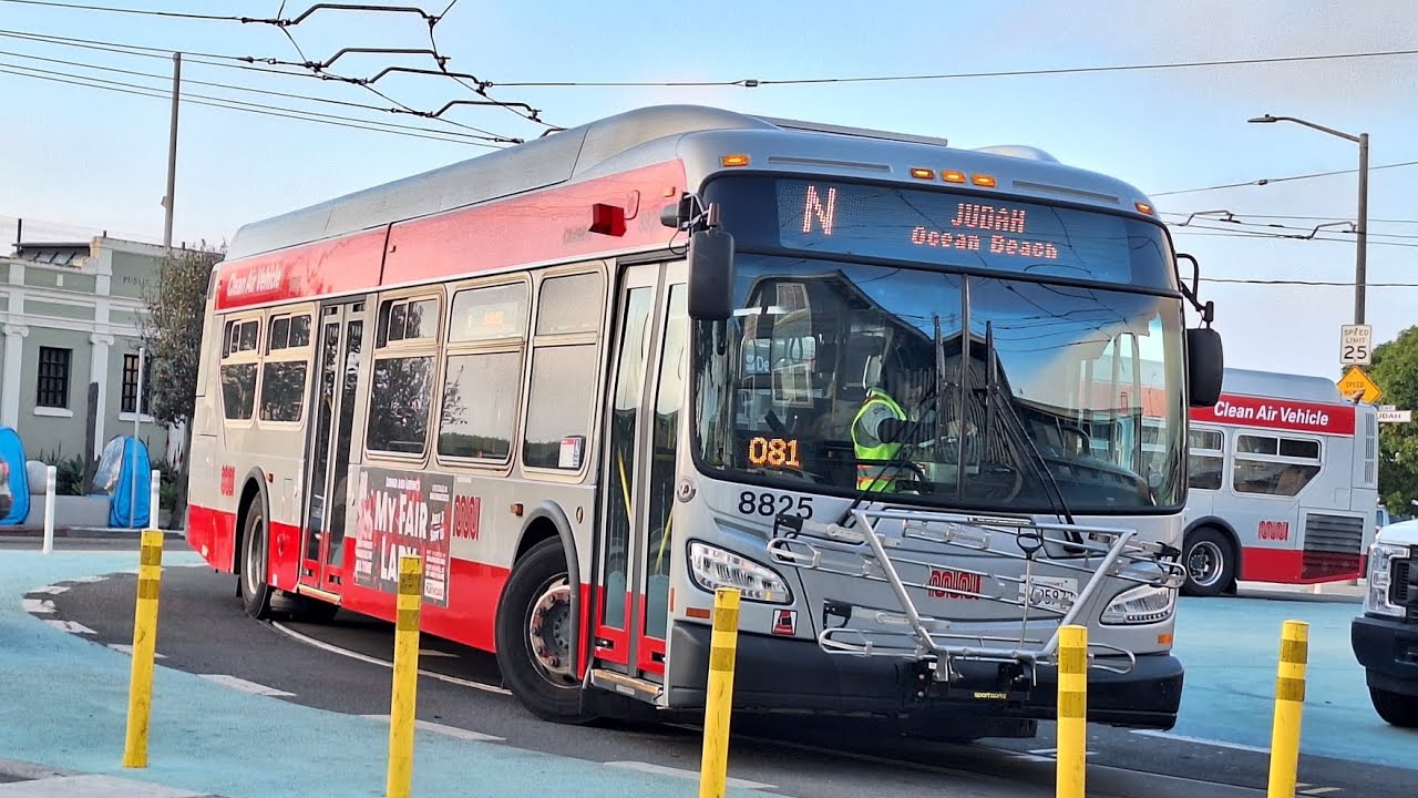 (Fix-It Weekend) SF Muni 2016 New Flyer XDE40 #8825 on N Judah Bus - Full Route to Duboce/Church