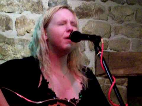 Chantel McGregor - Unplugged, Up Close & Personal ...