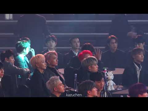 171115 EXO&SEVENTEEN-Reaction to MOMOLAND Performance@2017 Asia Artist Awards[4K]