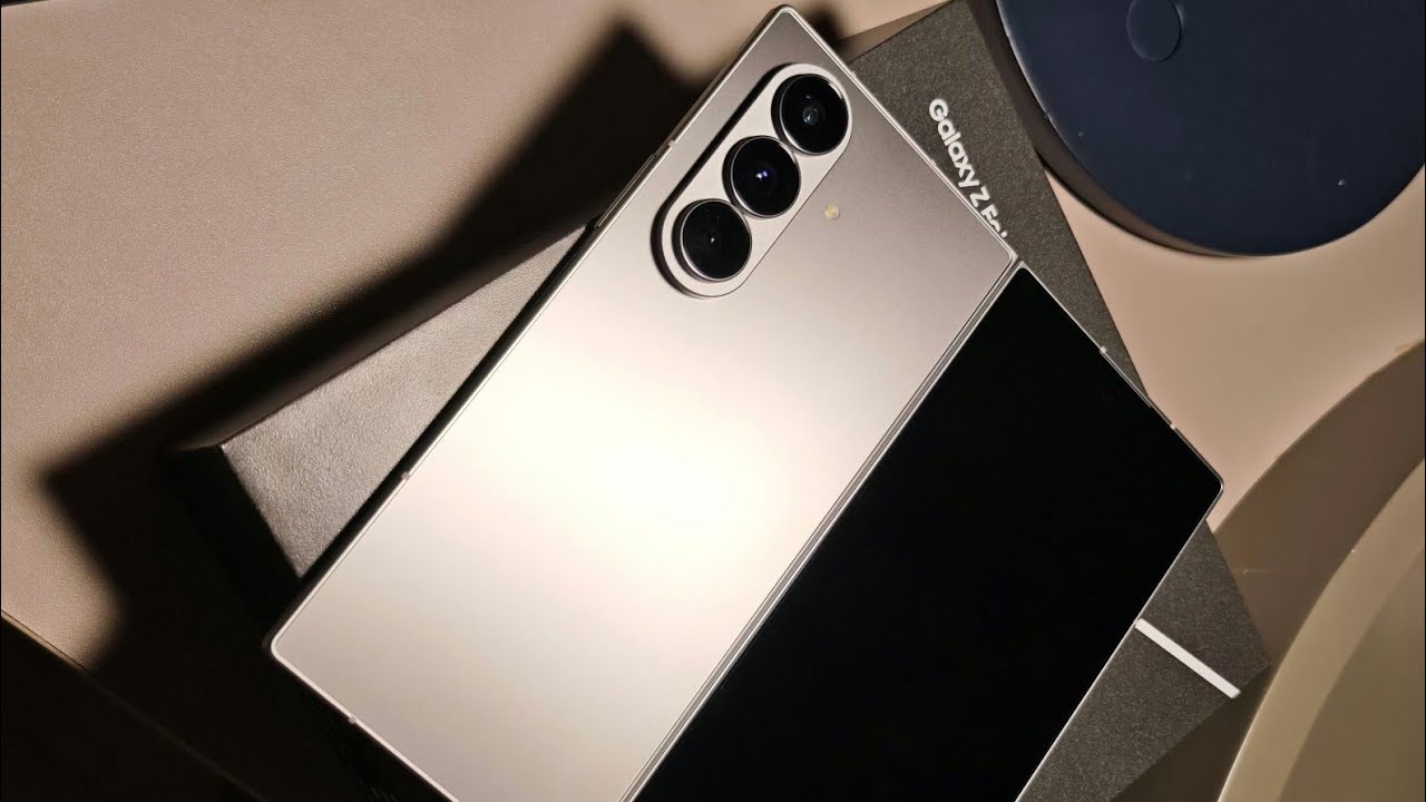 Samsung Galaxy Z Fold 7 Silver Shadow Unboxing & First