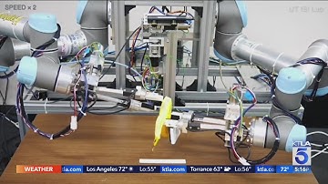 A robot has learned how to peel a banana (sorta)