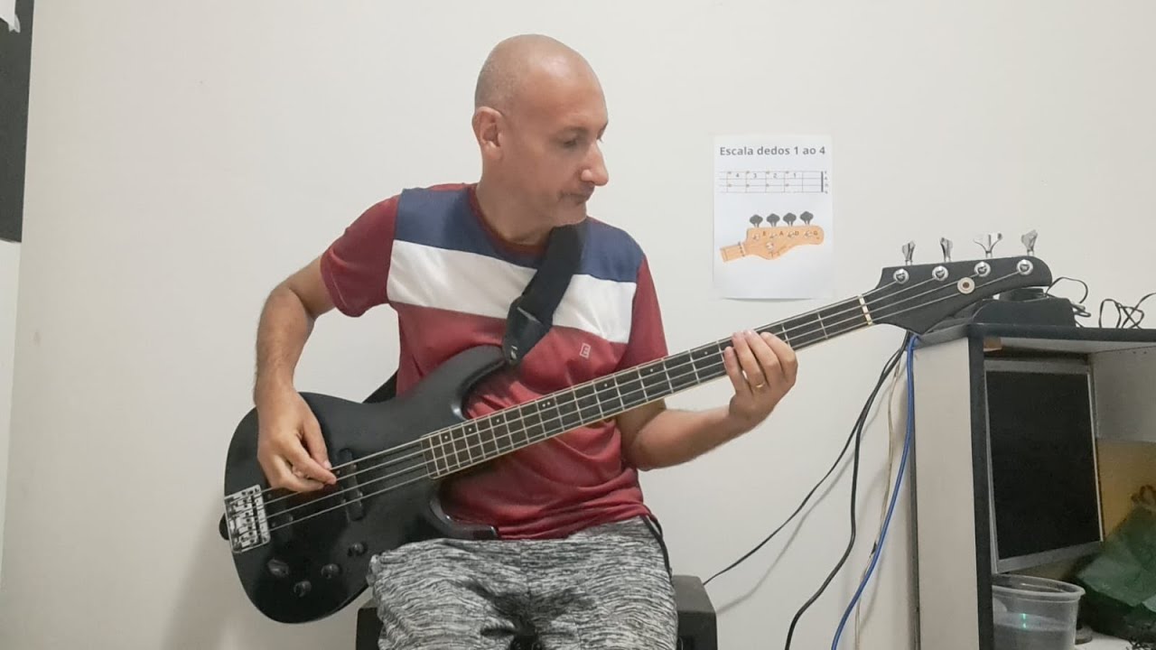 Tocando contrabaixo do zero aula 66, usando o metrônomo