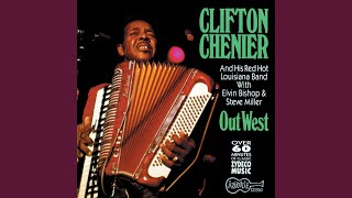 Video thumbnail of "Clifton Chenier - Calinda"