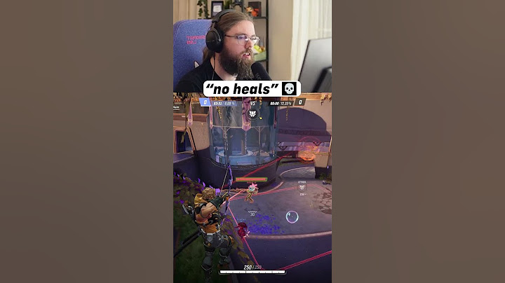 When you lack healing against Hawkeye one-shots in Marvel Rivals