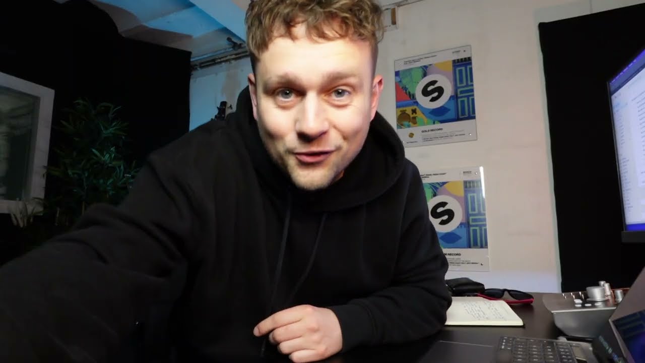 What do DJ's actually do?! ... Well, this is it!