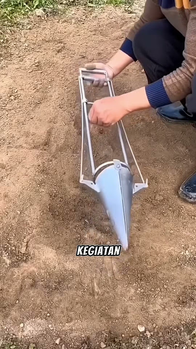 Making a simple seedling planting tool #agriculture #gardening #tips #reels