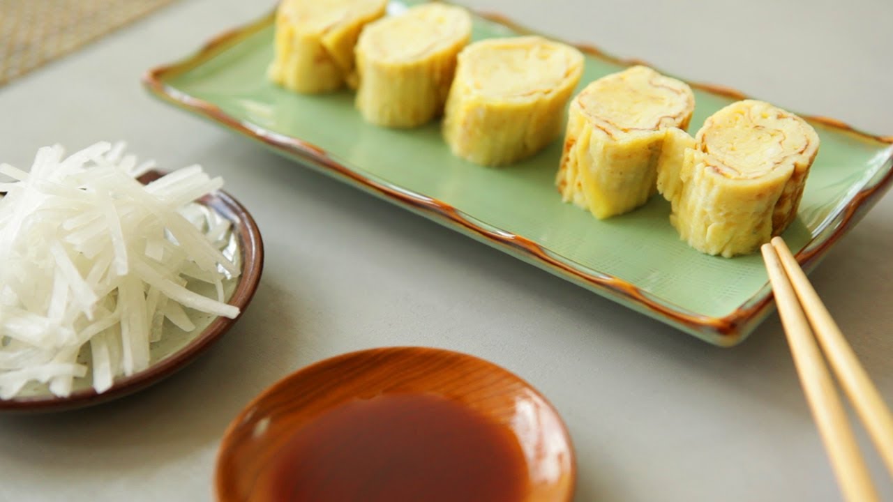 Tamagoyaki - Japanese rolled omelette
