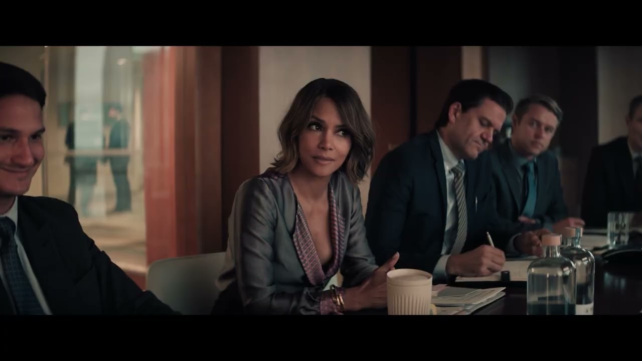 Crime 101 | Cat & Mouse - Featurette