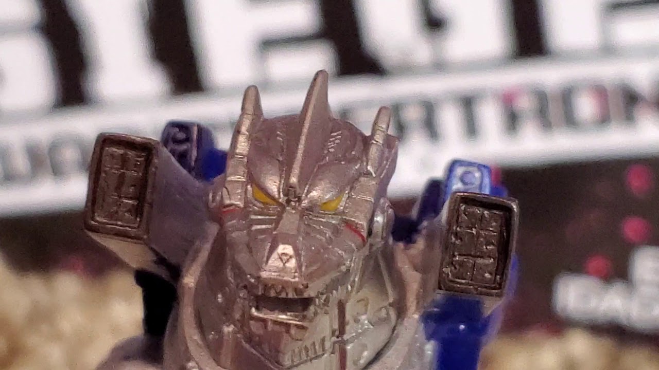 Slob-wave reviews: Walgreens exclusive vinyl Mechagodzilla