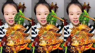 Yummy Spicy Food Mukbang, Eat Braised Chicken Head With Fried Fish And Green Vegetables #food #asmr