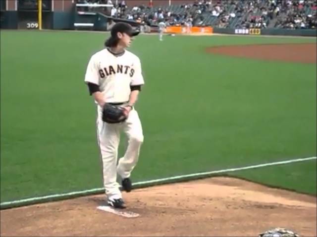 Tim Lincecum windup - YouTube