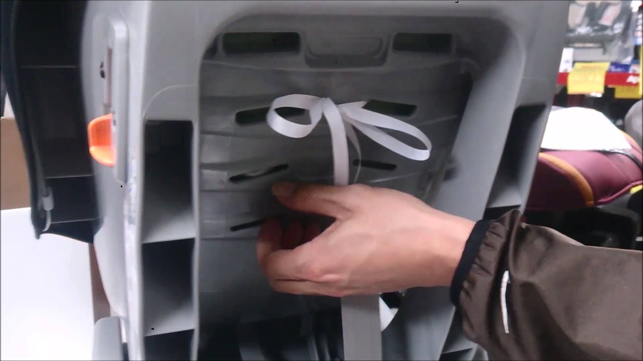 リーマン ソシエ チャイルドシートの使い方の一部 - YouTube