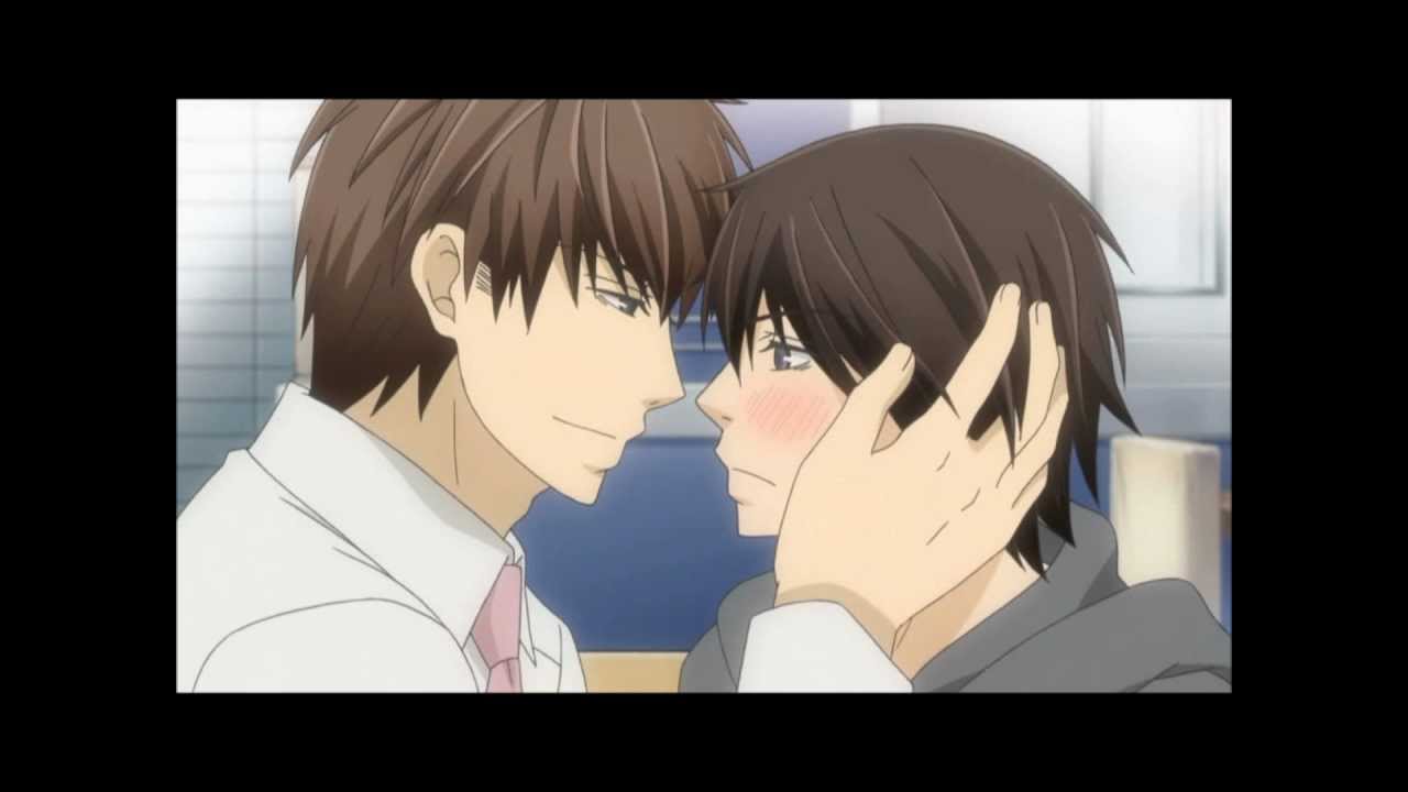 Bi kissing. Chiaki and Hatori Sekai-Ichi-Hatsukoi Манга.