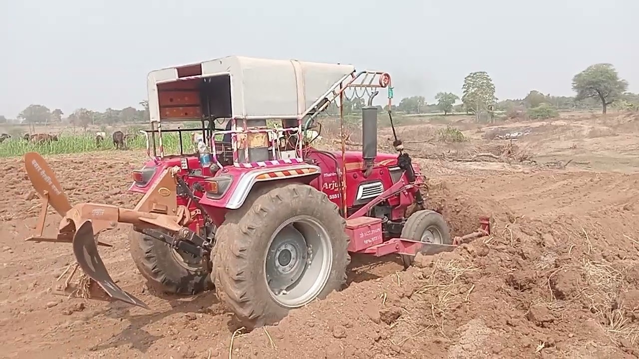 महिंद्रा अर्जुन 555 लेवलीग