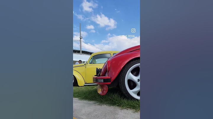 Un #vocho rojo con rines #porsche pors
