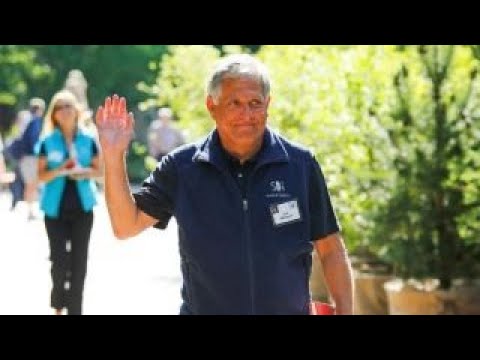 Les Moonves, Longtime CBS Chief, Steps Down