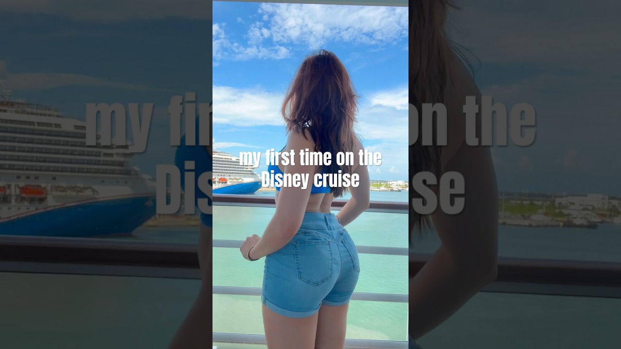 my first time on the Disney cruise and I.. kinda love it??