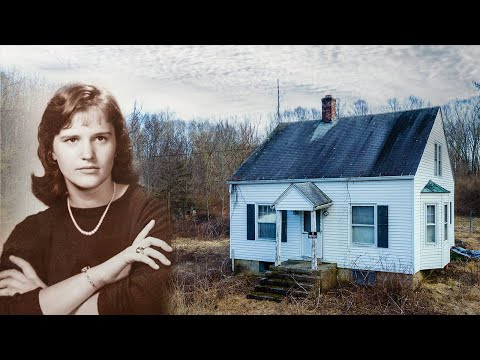 Abandoned American Home Holds Thousands Of Forgotten Photos!