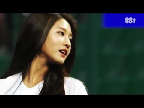 The Hottest Korean First Pitches of All TimeBASEBALL