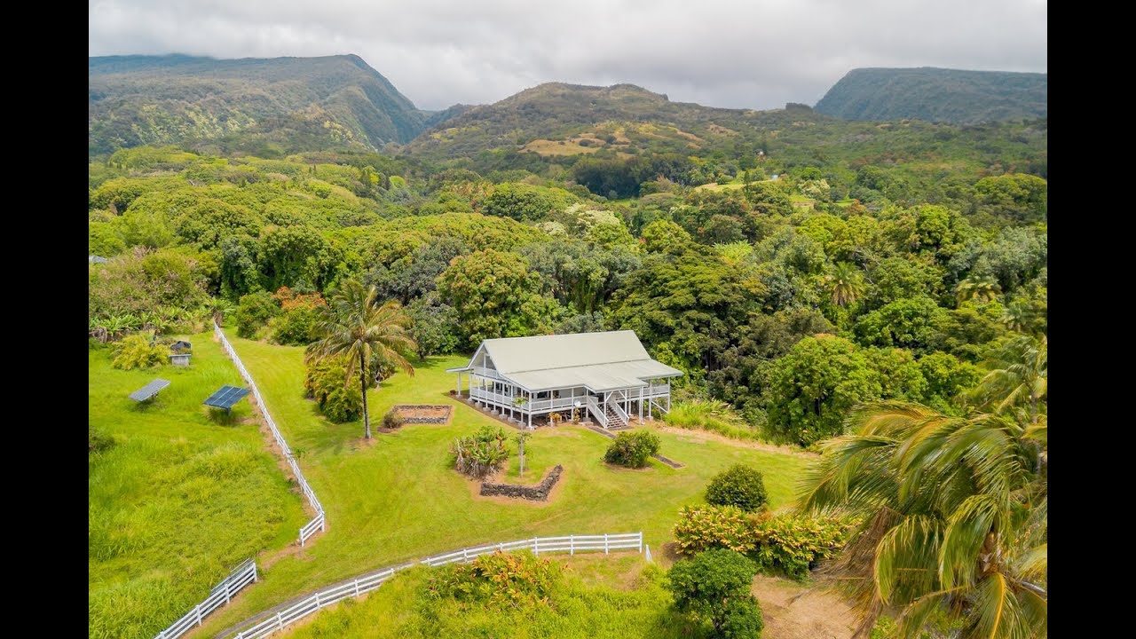 Secluded Streamside Oasis in Kipahulu | 40685 Hana Hwy. - YouTube