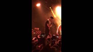 : Bumble Beezy -  (live in Moscow)