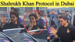 Shahrukh Khan Reached To Dubai Stadium For Ilt20 Opening Ceremony