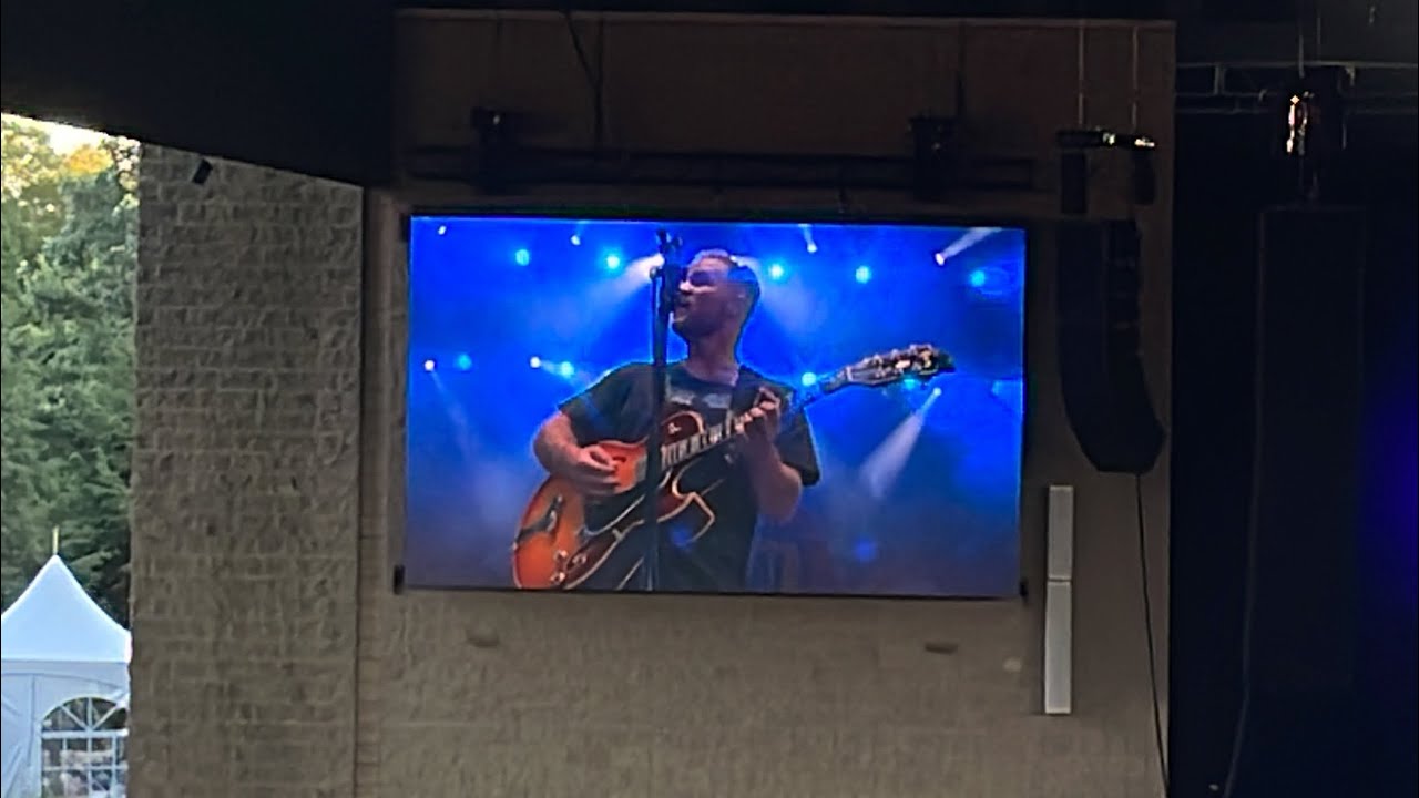 Zach Bryan “Heavy Eyes” (Live at Bethel Woods NY August 13 2022) YouTube