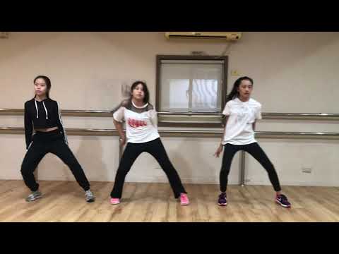 流行ＭV[Ａ班]成果發表-DALLA DALLA dance cover