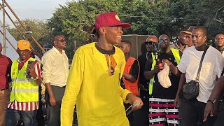 Download Lagu Dr Jose Chameleon asitudde President Museveni mu Ntebbe e Kololo nga amaliliza okusunsulwa EC MP3 Download Lagu Dr Jose Chameleon asitudde President Museveni mu Ntebbe e Kololo nga amaliliza okusunsulwa EC MP3