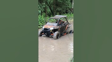 Polaris Rzr Turbo Winching from Mud #winch #mud #polaris #polarisrzr #rzr #rzrlife