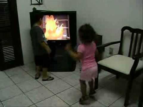 Garfield Dancing, Gabriel e Ana Carla, rsrsrsrs...