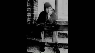 Elliott Smith - Everybody Cares Everybody Understands - (alt version) Grand Mal