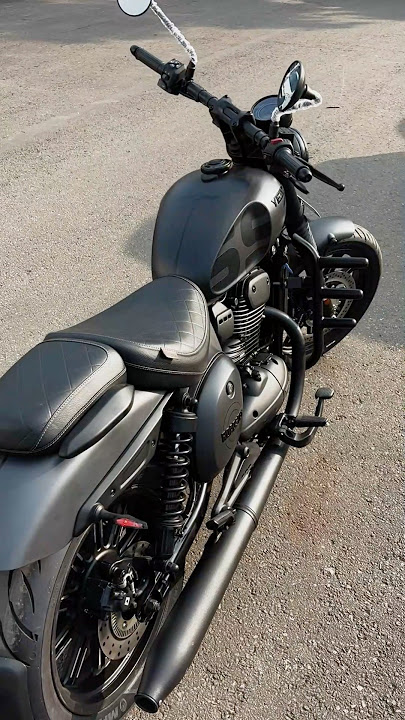 yezdi roadster 2025 shadow black - born out of line