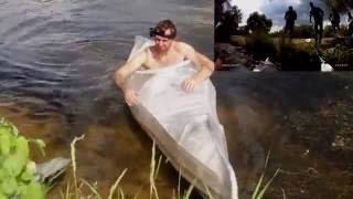 Байдарка своими руками из пленки, скотча и пластиковых труб - Homemade stretch wrap kayak(, 2016-06-08T15:31:12.000Z)