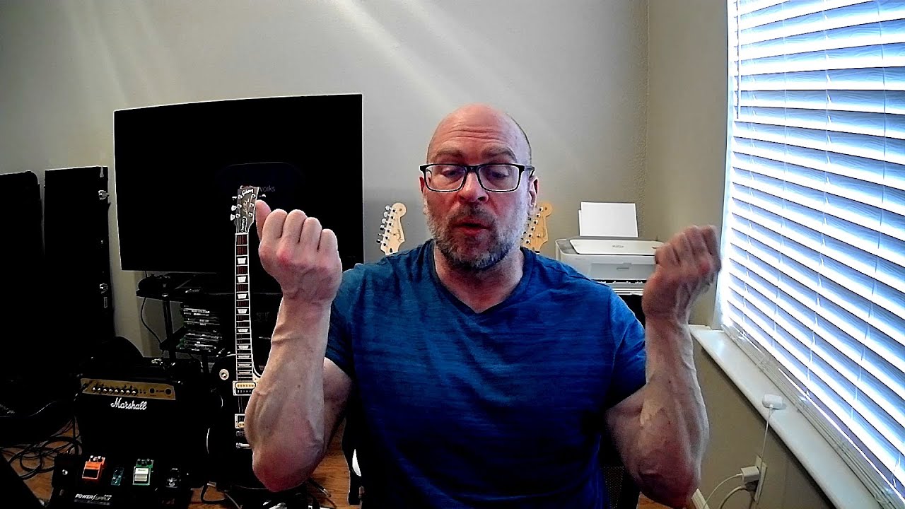 Why I'm Doing Chin Ups Even Though Pull Ups Are King For Lats!