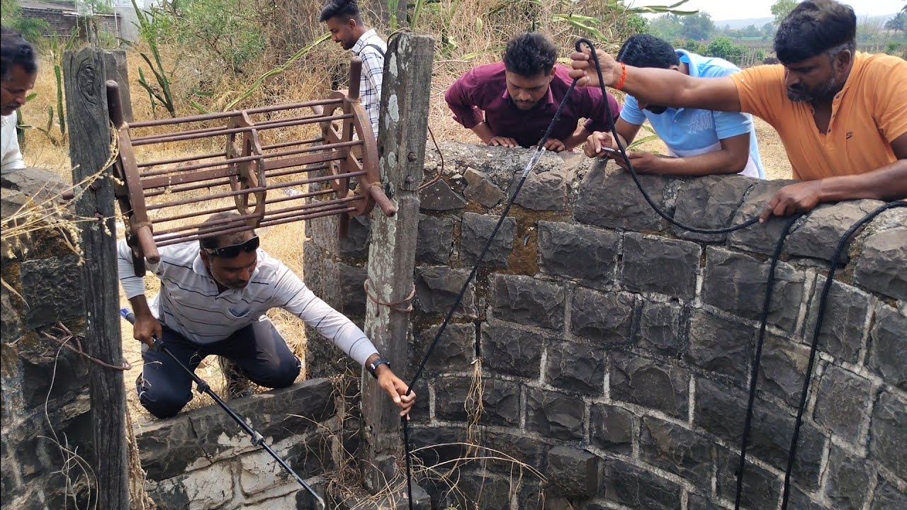 खरशिंग गाव तसं चांगलं पण आडात भयंकर मोठा नाग!