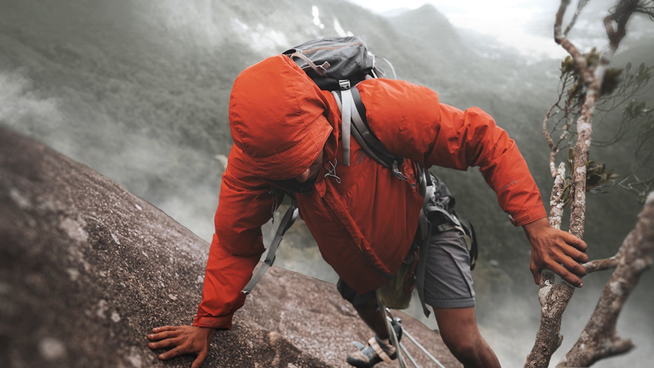 O tempo não deu trégua a 1.680m | Escalada no Cabeça de Peixe