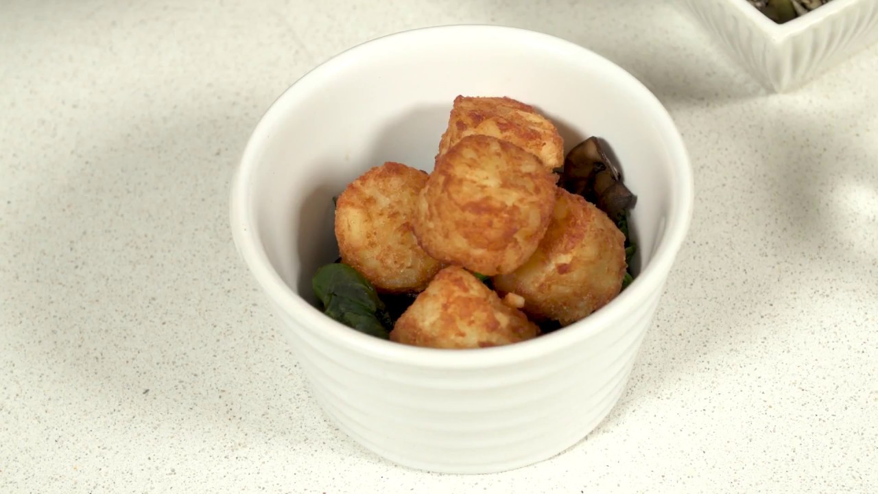 Vegan on-the-go breakfast with Hash Brown Bites | Aviko Chef Hacks