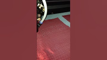 Máy cắt khắc laser cắt khắc vải giá rẻ