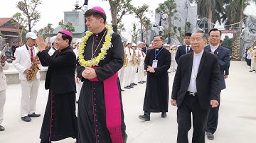 Đón Đức Tổng Giám Mục Marek Zalewski Đại Diện Toà Thánh Thường Trú Tại Việt Nam Về Cắt Băng