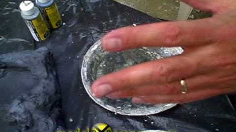 modelRRscenery.com - Using Sculptamold Part 1.avi