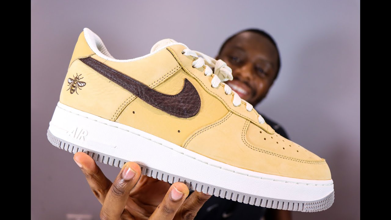 Nike Air Force 1 Low Manchester Bee