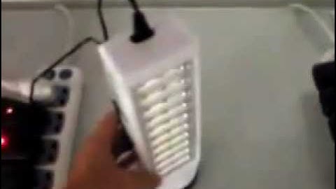 Emergency Flash Light with Auto Power On During Electricity outage