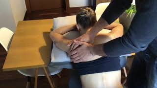 FERMIGNANO ON LINE: Tutorial sul massaggio con il fisioterapista Enrico Toccacieli screenshot 3