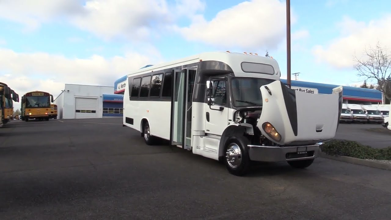 2006 Freightliner M2 Ameritrans 30 Passenger + Rear Luggage Shuttle Bus - S06792