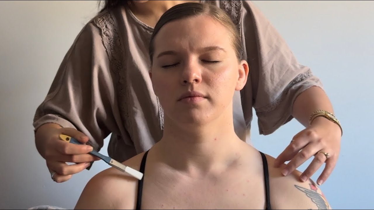ASMR| Light Touch Massage w/ Back and Nape Attention 
